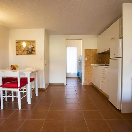 For 2-3 People 150 M From The Sea Ghisonaccia